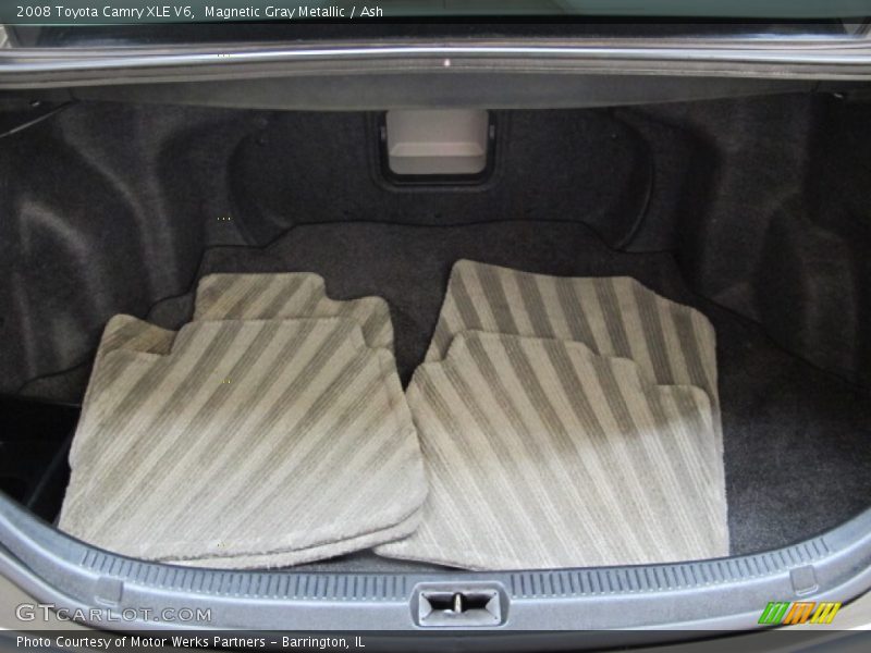 Magnetic Gray Metallic / Ash 2008 Toyota Camry XLE V6