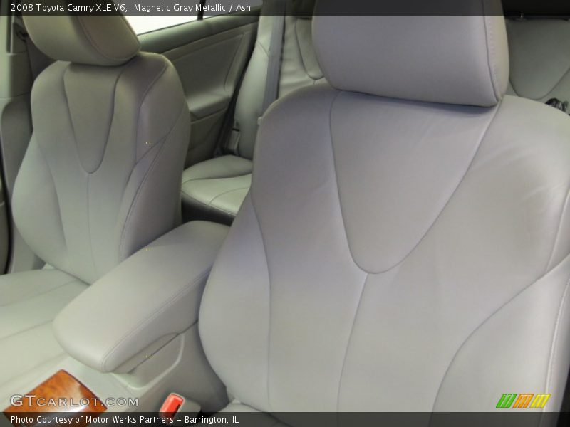 Magnetic Gray Metallic / Ash 2008 Toyota Camry XLE V6