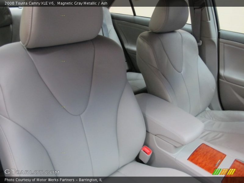 Magnetic Gray Metallic / Ash 2008 Toyota Camry XLE V6