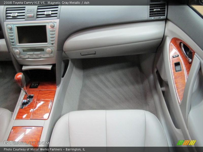 Magnetic Gray Metallic / Ash 2008 Toyota Camry XLE V6