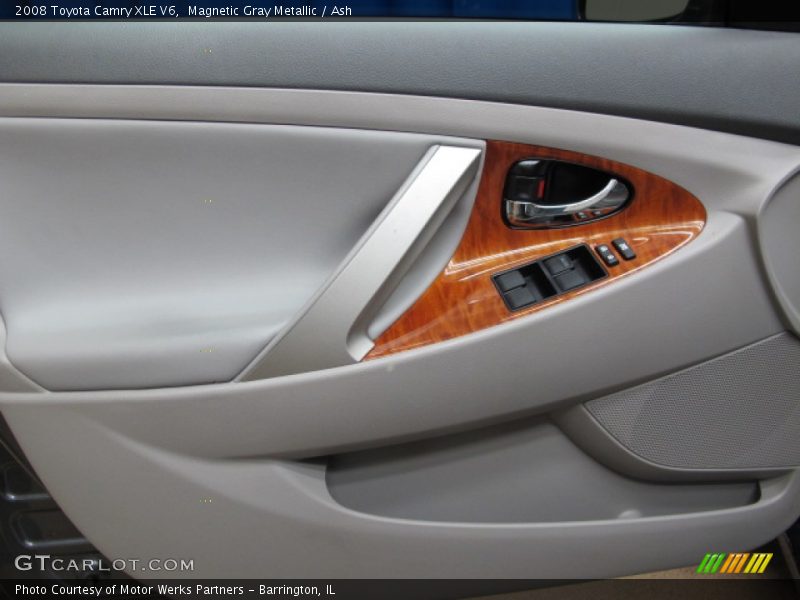 Magnetic Gray Metallic / Ash 2008 Toyota Camry XLE V6
