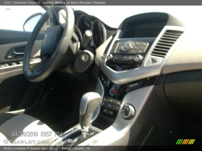 Summit White / Jet Black/Medium Titanium 2012 Chevrolet Cruze LS
