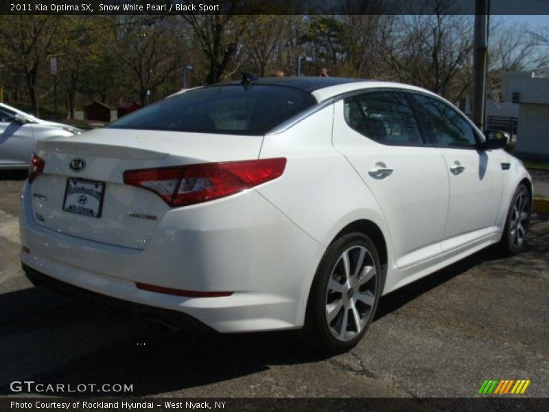Snow White Pearl / Black Sport 2011 Kia Optima SX