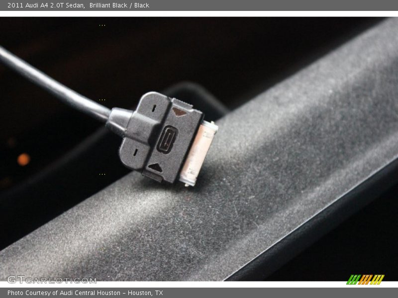 Brilliant Black / Black 2011 Audi A4 2.0T Sedan
