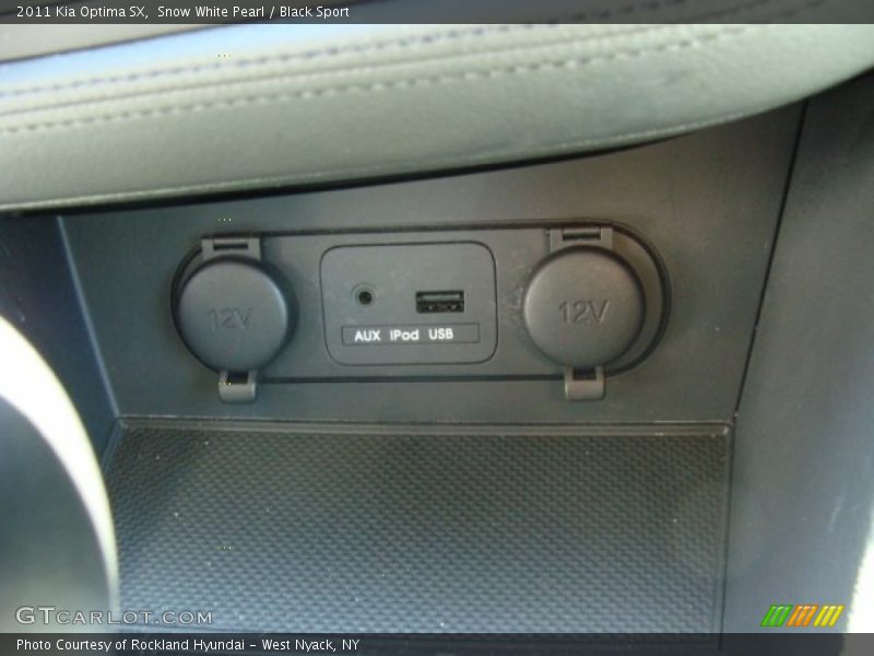 Snow White Pearl / Black Sport 2011 Kia Optima SX