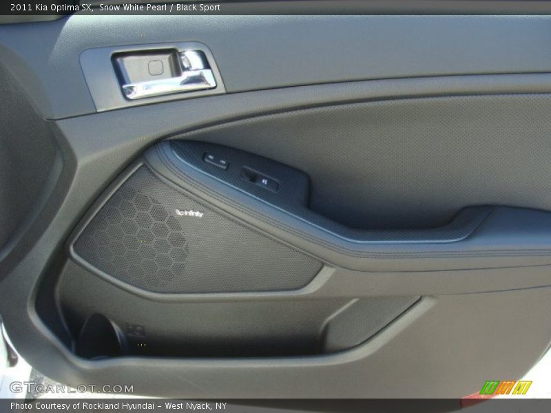 Snow White Pearl / Black Sport 2011 Kia Optima SX