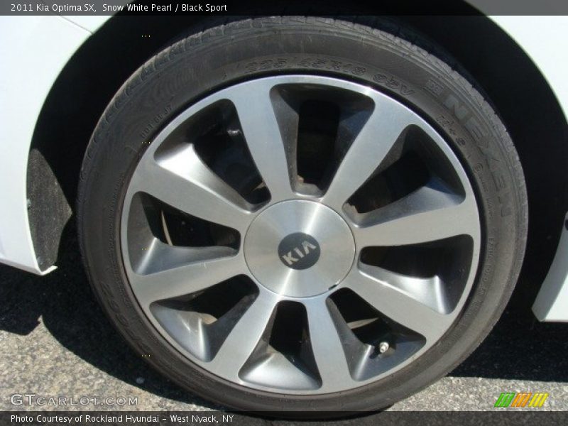Snow White Pearl / Black Sport 2011 Kia Optima SX
