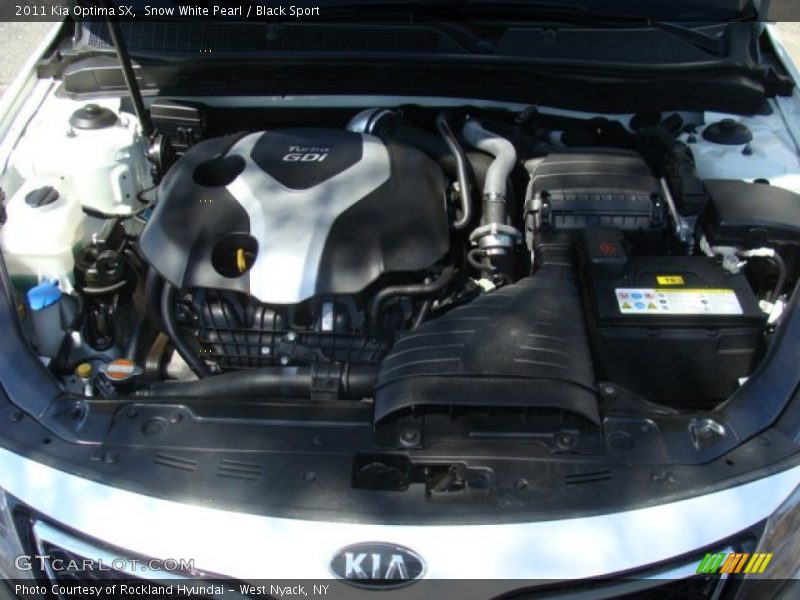 Snow White Pearl / Black Sport 2011 Kia Optima SX