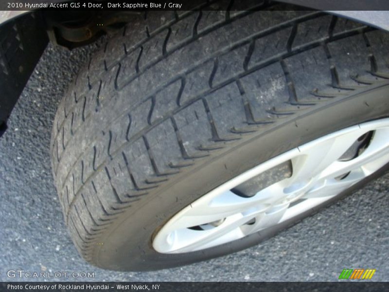 Dark Sapphire Blue / Gray 2010 Hyundai Accent GLS 4 Door