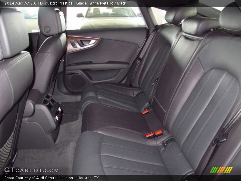 Rear Seat of 2014 A7 3.0 TDI quattro Prestige