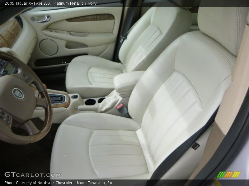 Platinum Metallic / Ivory 2005 Jaguar X-Type 3.0