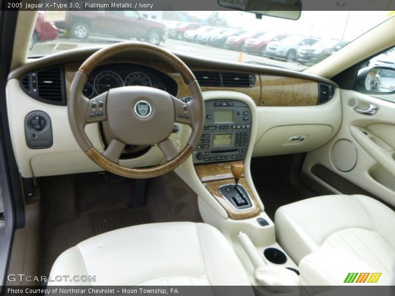 Platinum Metallic / Ivory 2005 Jaguar X-Type 3.0