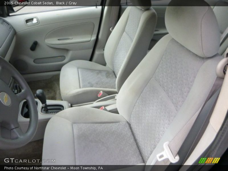 Black / Gray 2005 Chevrolet Cobalt Sedan