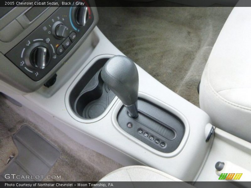 Black / Gray 2005 Chevrolet Cobalt Sedan