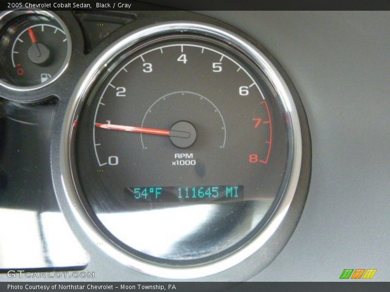 Black / Gray 2005 Chevrolet Cobalt Sedan