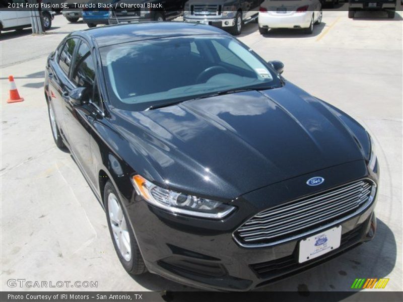Tuxedo Black / Charcoal Black 2014 Ford Fusion SE