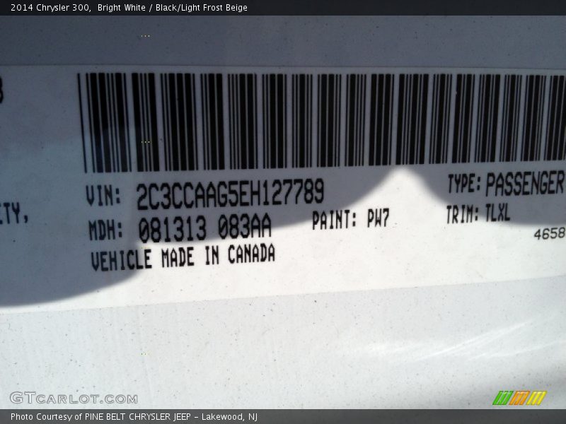 Bright White / Black/Light Frost Beige 2014 Chrysler 300