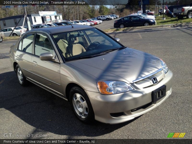 Front 3/4 View of 2003 Civic Hybrid Sedan