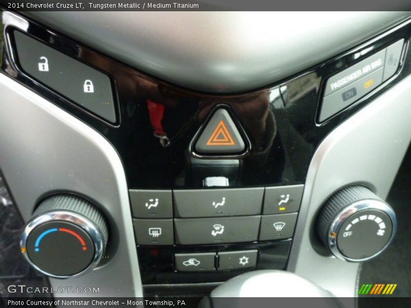 Tungsten Metallic / Medium Titanium 2014 Chevrolet Cruze LT
