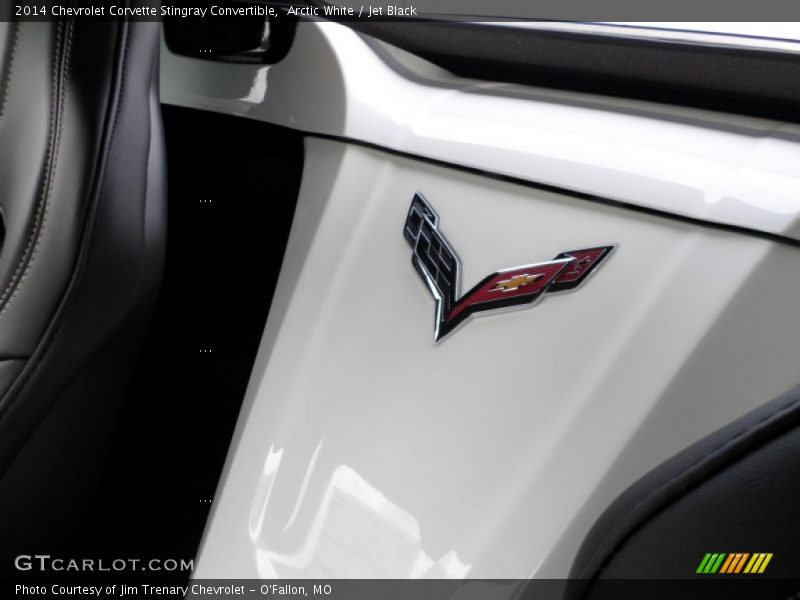 2014 Corvette Stingray Convertible Logo