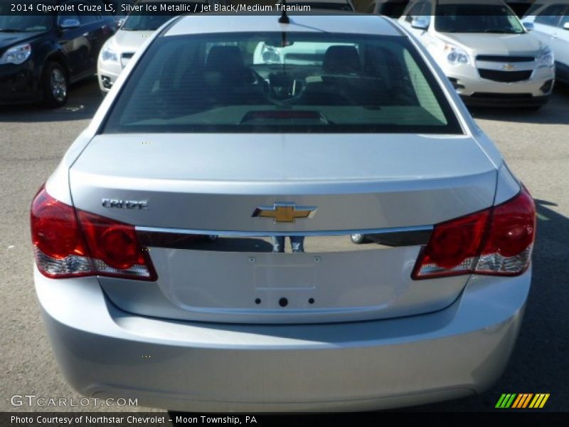 Silver Ice Metallic / Jet Black/Medium Titanium 2014 Chevrolet Cruze LS