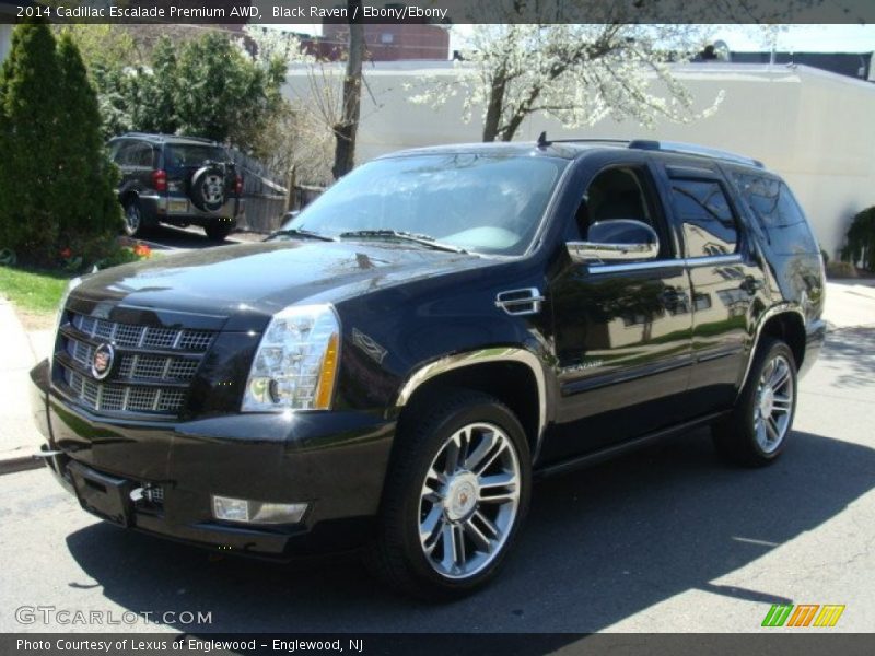 Front 3/4 View of 2014 Escalade Premium AWD