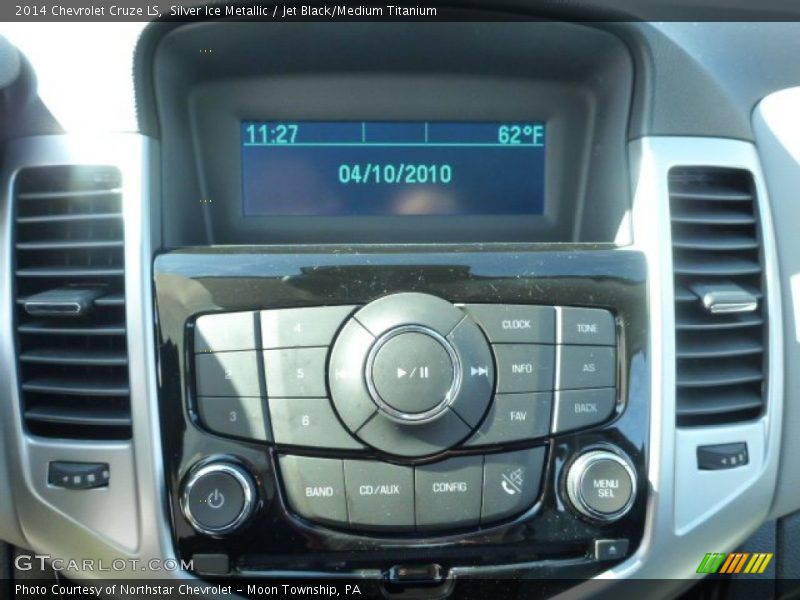 Silver Ice Metallic / Jet Black/Medium Titanium 2014 Chevrolet Cruze LS