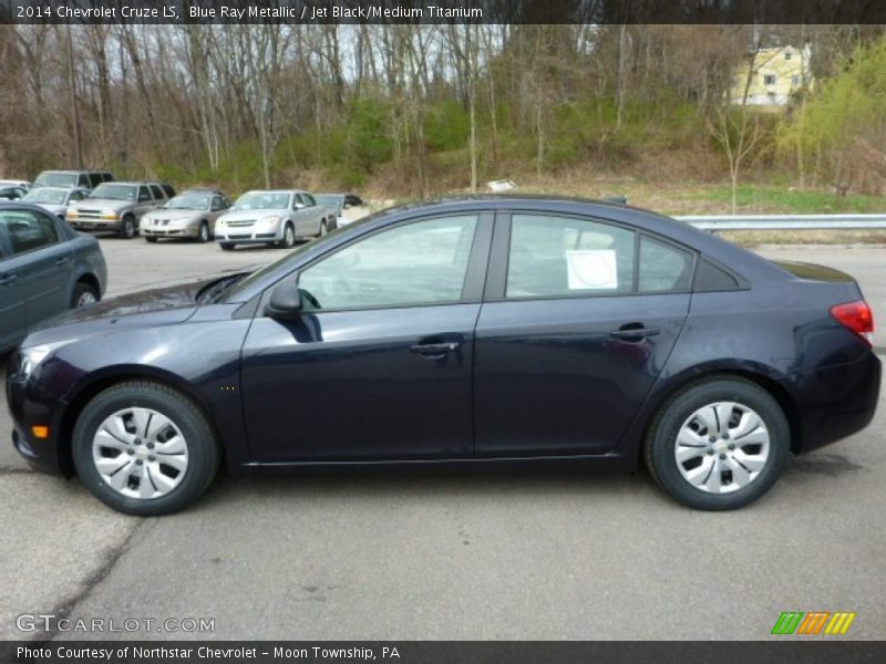Blue Ray Metallic / Jet Black/Medium Titanium 2014 Chevrolet Cruze LS