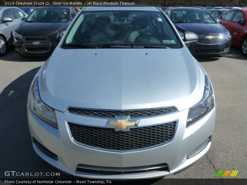 Silver Ice Metallic / Jet Black/Medium Titanium 2014 Chevrolet Cruze LS