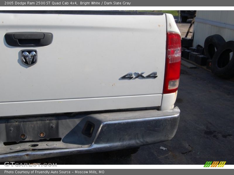 Bright White / Dark Slate Gray 2005 Dodge Ram 2500 ST Quad Cab 4x4