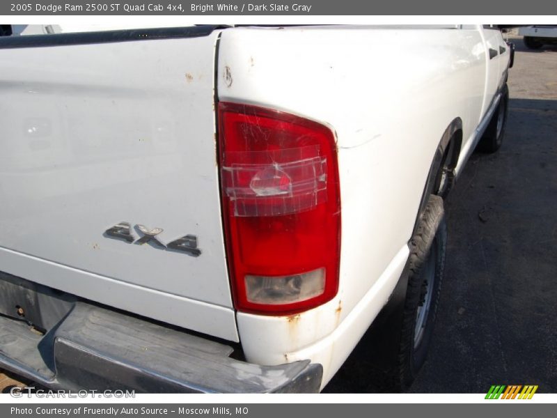 Bright White / Dark Slate Gray 2005 Dodge Ram 2500 ST Quad Cab 4x4