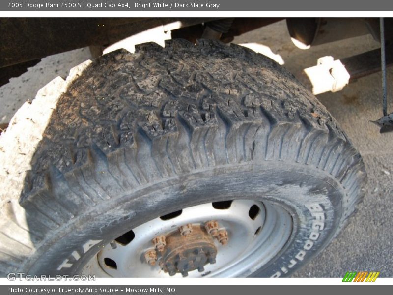 Bright White / Dark Slate Gray 2005 Dodge Ram 2500 ST Quad Cab 4x4