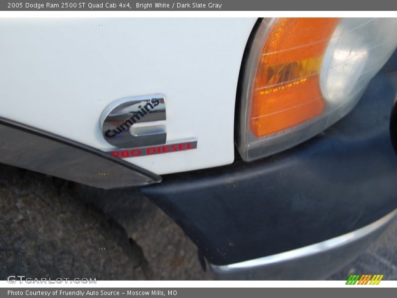 Bright White / Dark Slate Gray 2005 Dodge Ram 2500 ST Quad Cab 4x4