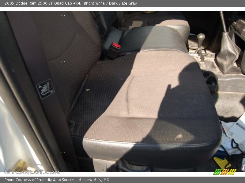 Bright White / Dark Slate Gray 2005 Dodge Ram 2500 ST Quad Cab 4x4