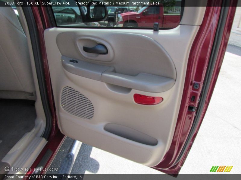 Toreador Red Metallic / Medium Parchment Beige 2003 Ford F150 XLT SuperCrew 4x4