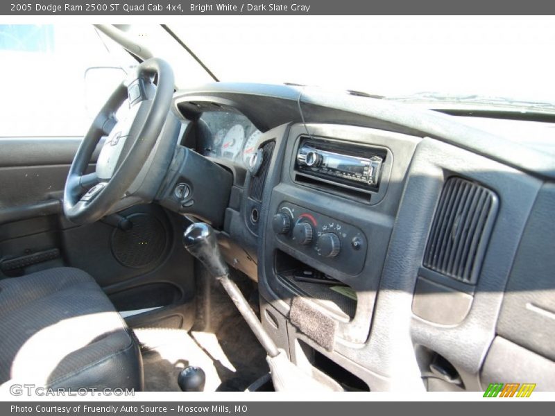 Bright White / Dark Slate Gray 2005 Dodge Ram 2500 ST Quad Cab 4x4