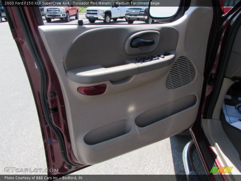 Toreador Red Metallic / Medium Parchment Beige 2003 Ford F150 XLT SuperCrew 4x4