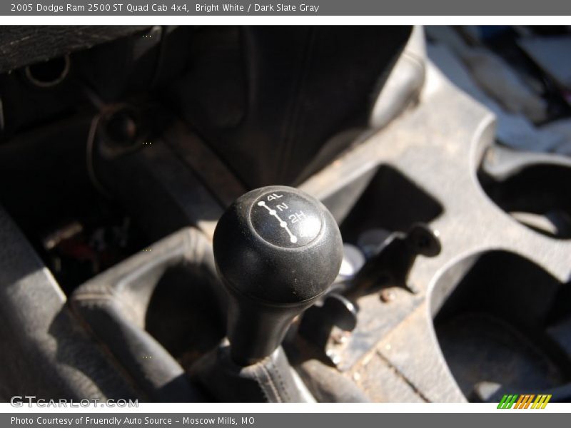 Bright White / Dark Slate Gray 2005 Dodge Ram 2500 ST Quad Cab 4x4