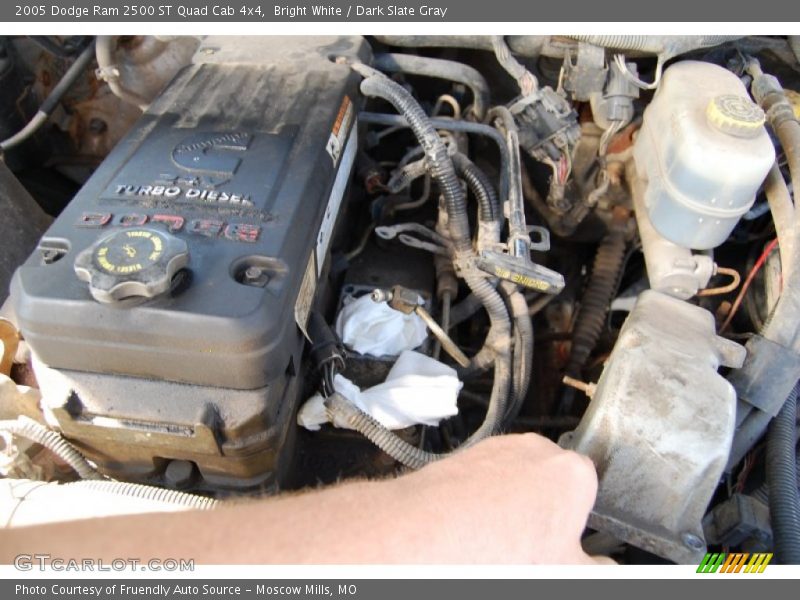 Bright White / Dark Slate Gray 2005 Dodge Ram 2500 ST Quad Cab 4x4