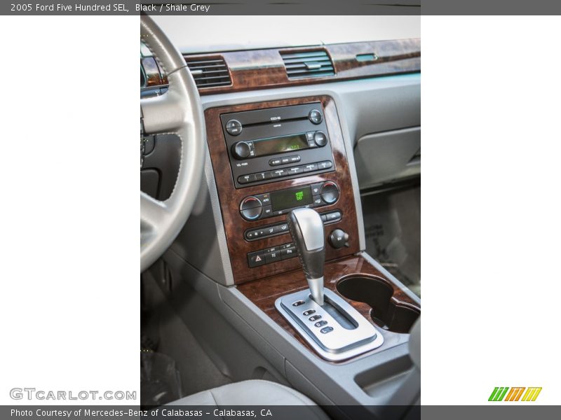 Black / Shale Grey 2005 Ford Five Hundred SEL