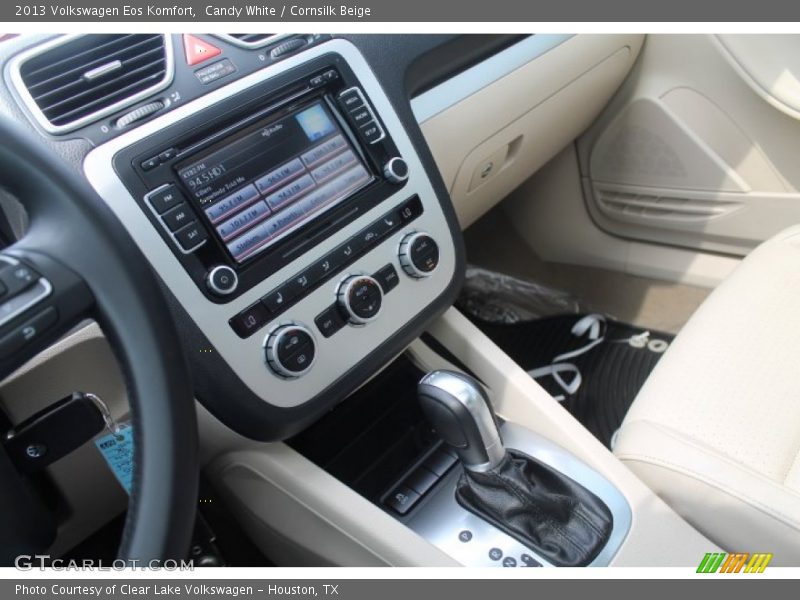 Candy White / Cornsilk Beige 2013 Volkswagen Eos Komfort