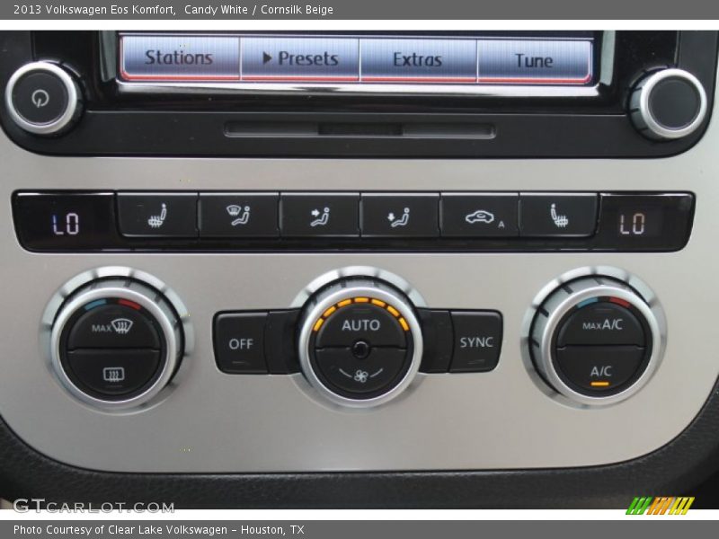 Candy White / Cornsilk Beige 2013 Volkswagen Eos Komfort