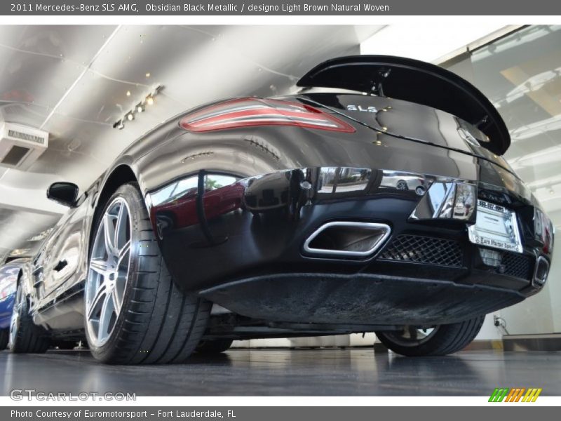 Obsidian Black Metallic / designo Light Brown Natural Woven 2011 Mercedes-Benz SLS AMG