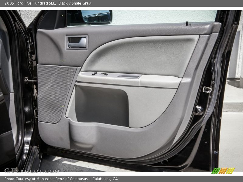 Black / Shale Grey 2005 Ford Five Hundred SEL
