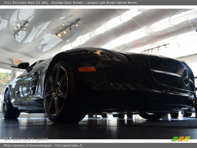 Obsidian Black Metallic / designo Light Brown Natural Woven 2011 Mercedes-Benz SLS AMG