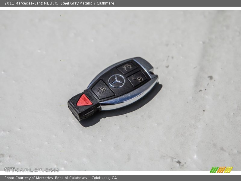 Steel Grey Metallic / Cashmere 2011 Mercedes-Benz ML 350