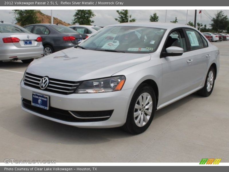 Reflex Silver Metallic / Moonrock Gray 2012 Volkswagen Passat 2.5L S