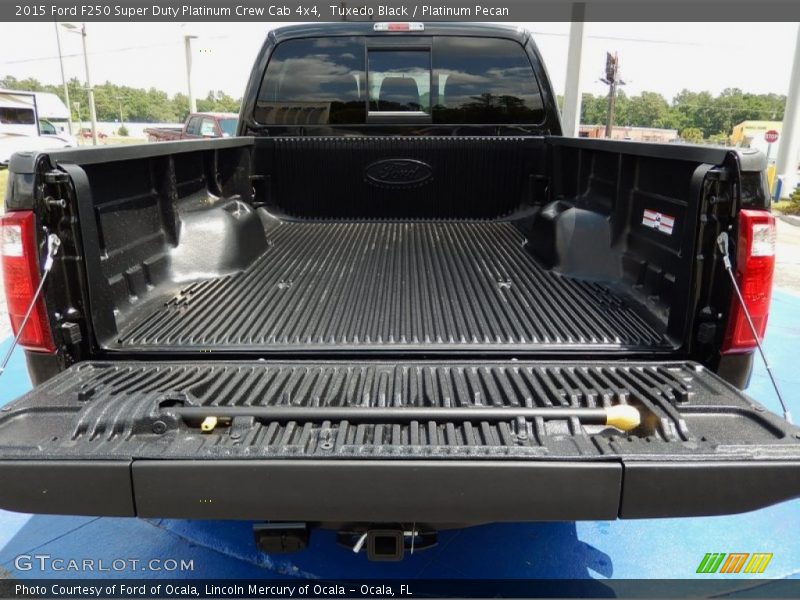  2015 F250 Super Duty Platinum Crew Cab 4x4 Trunk