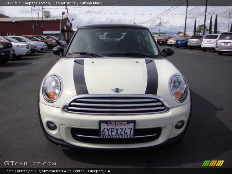 Pepper White / Carbon Black 2013 Mini Cooper Hardtop