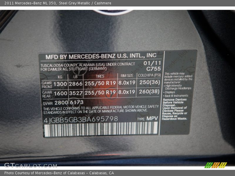 Steel Grey Metallic / Cashmere 2011 Mercedes-Benz ML 350